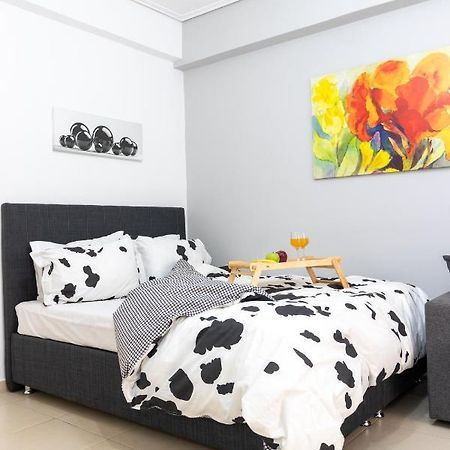 C3 Modern Spartan Apartment Exterior foto