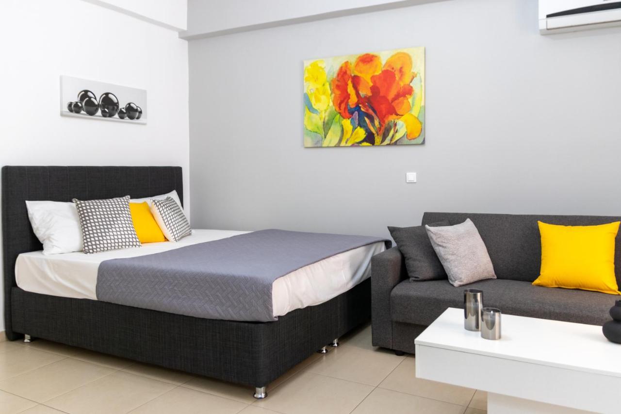 C3 Modern Spartan Apartment Exterior foto